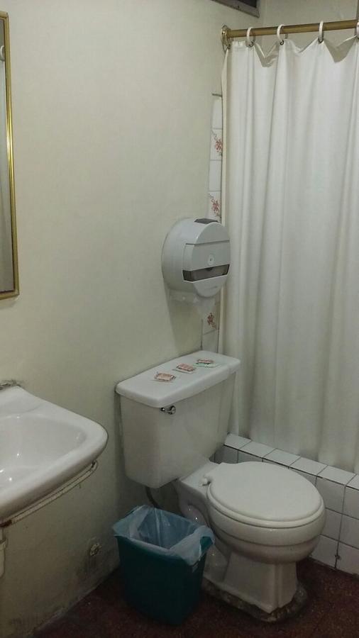 Hotel Andes Inn グアヤキル エクステリア 写真